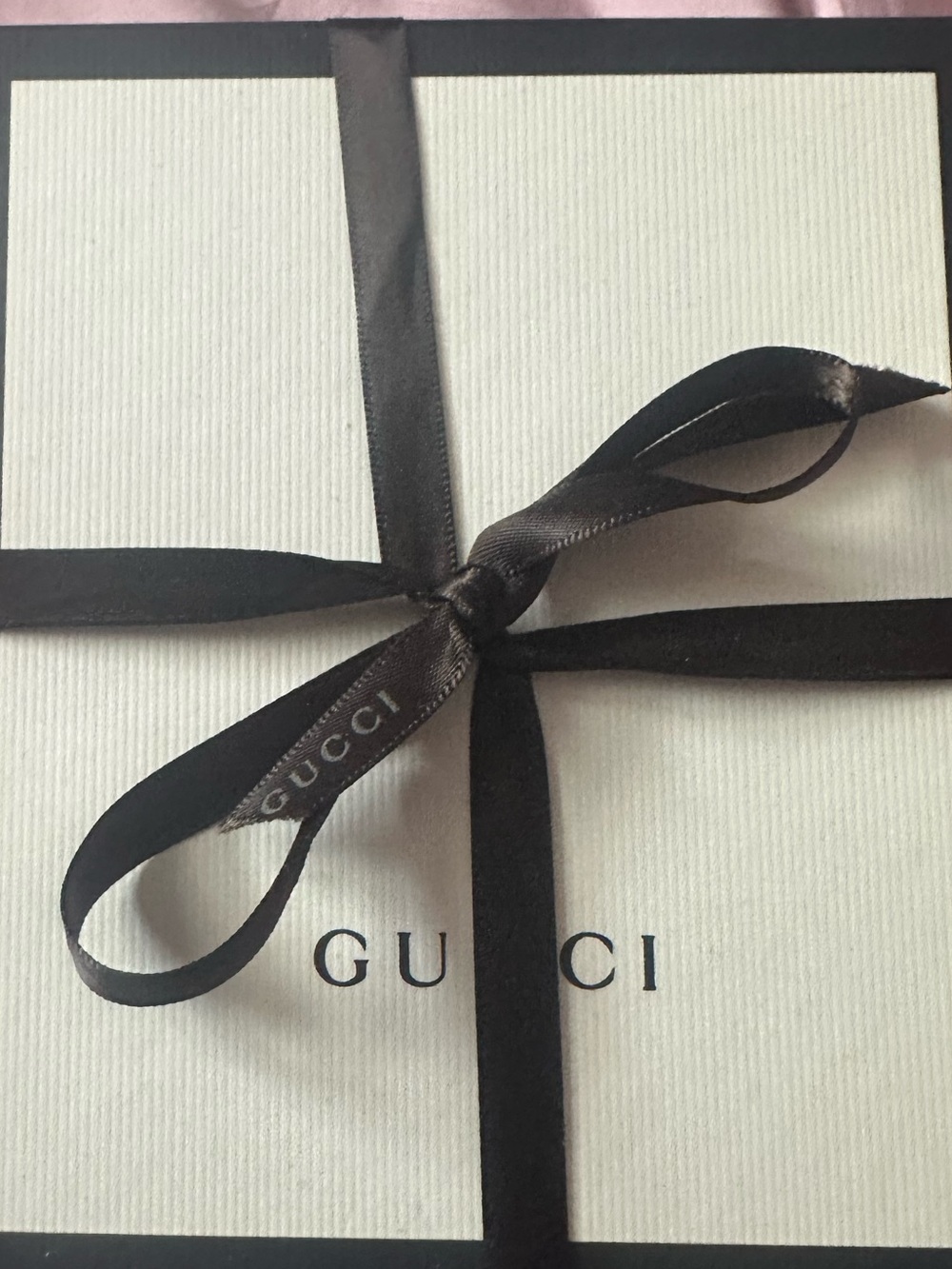 Gucci Marmont Black Pebbled  Leather Compact Wallet with Gold Double G - Picture 7 of 8